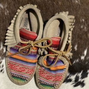 Kids size 11 moccasin little girls!!